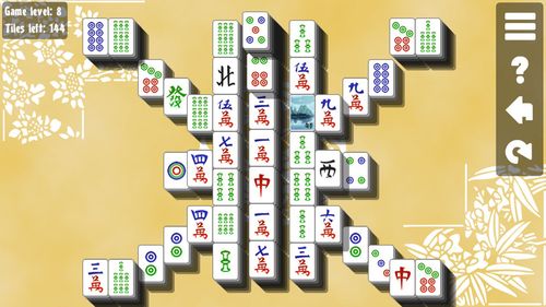 Khu tưởng niệm Đại tướng Võ Nguyên Giáp trưng bày nhiều hình ảnh, tư liệu, sách về Đại tướng.